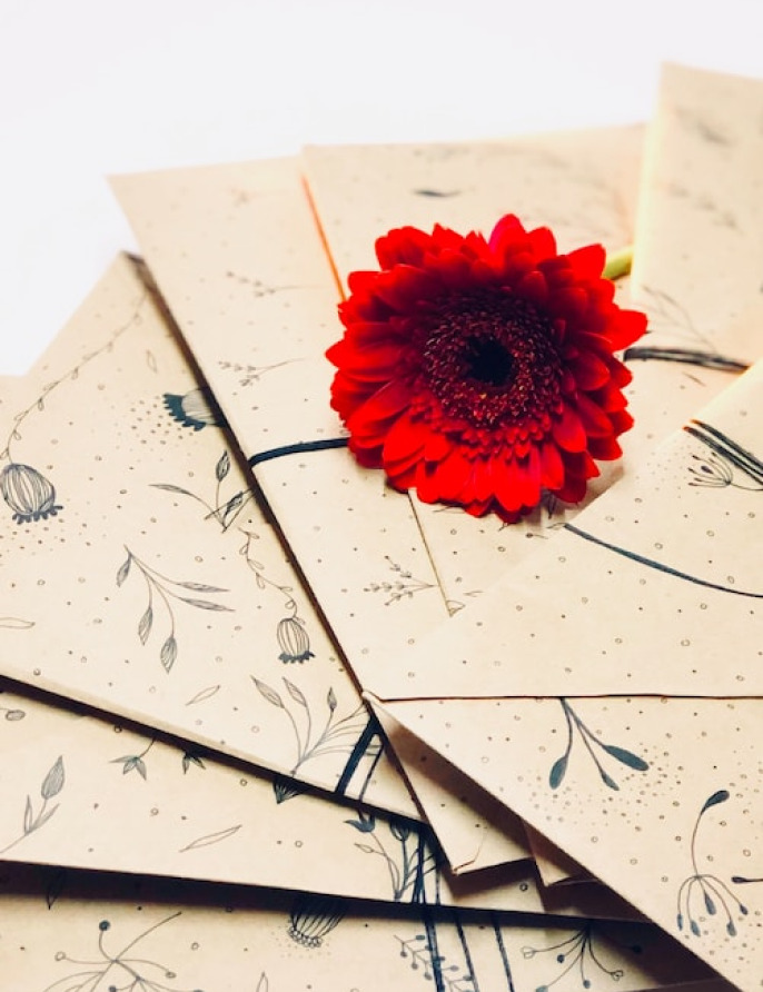 Invites & Gifts